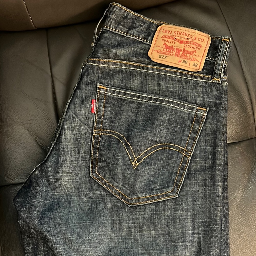 Levi’s 527 Mens Jeans 30x32 Bootcut Dark Blue Distressed